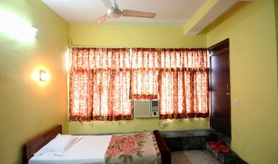 Kim Lawn Guest House Kolkata Eksteriør bilde