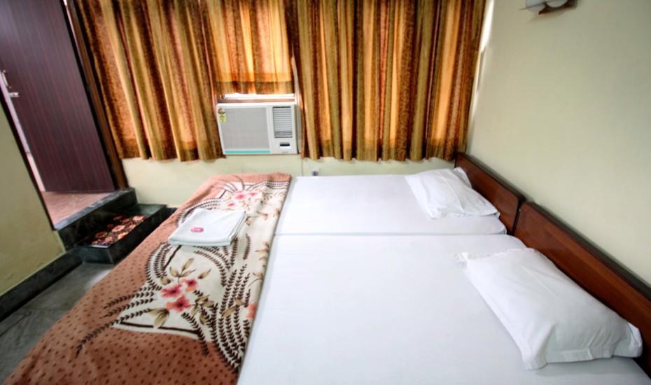 Kim Lawn Guest House Kolkata Eksteriør bilde
