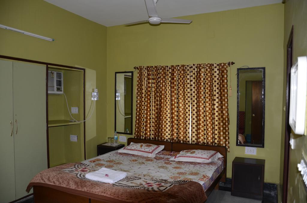 Kim Lawn Guest House Kolkata Rom bilde